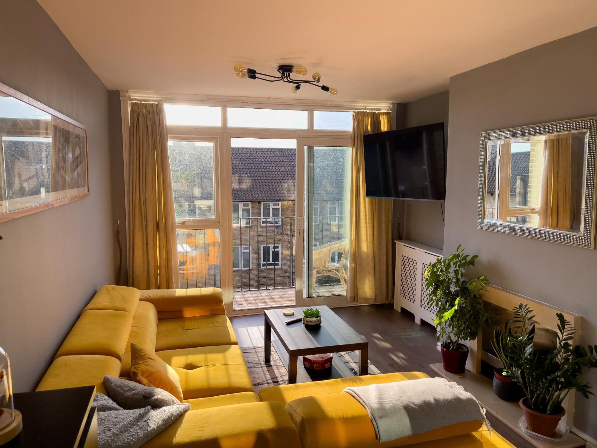 Beautiful 3-Bed Apartment At Swiss Cottage London Exterior foto